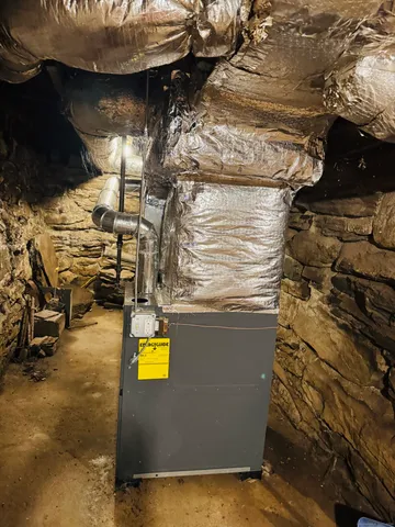 $299,900 | 9 Main Street, Hampton, CT 06247