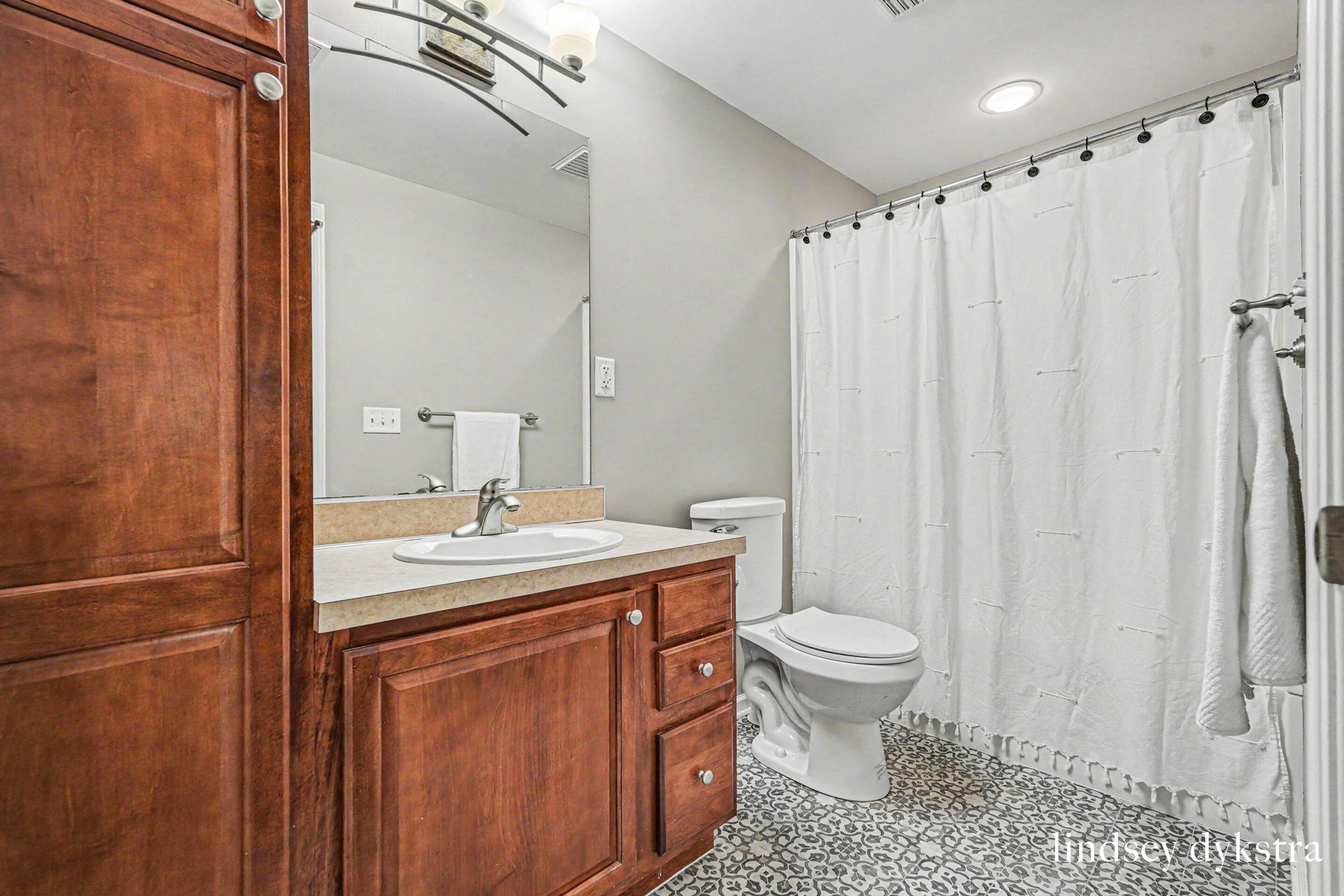 2320 Red Oak Court Northwest Grand Rapids, MI 49504 - Photo 20 of 25 2320 Red Oak Court-5436