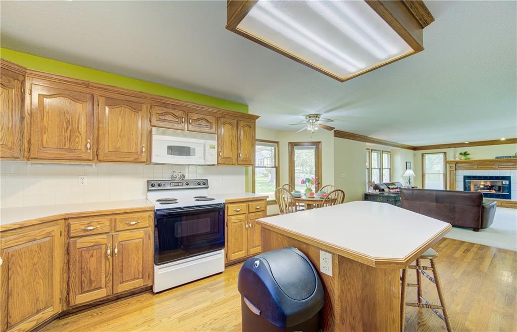 2904 Southwest 13 Street Lee's Summit, MO 64081 - Photo 14 of 45