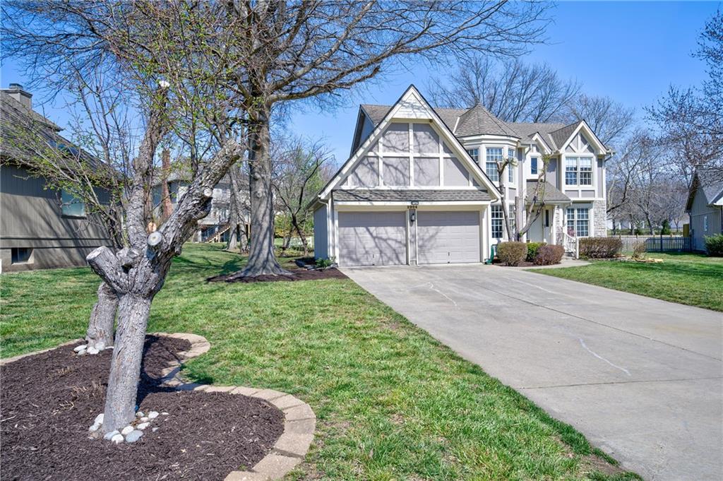 2904 Southwest 13 Street Lee's Summit, MO 64081 - Photo 5 of 45