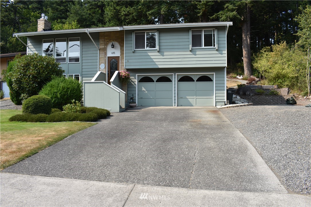 615 Willow Road Bellingham, WA 98225 - Photo 1 of 25