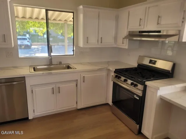 $195,000 | 1030 East E Avenue South, Palmdale, CA 93550