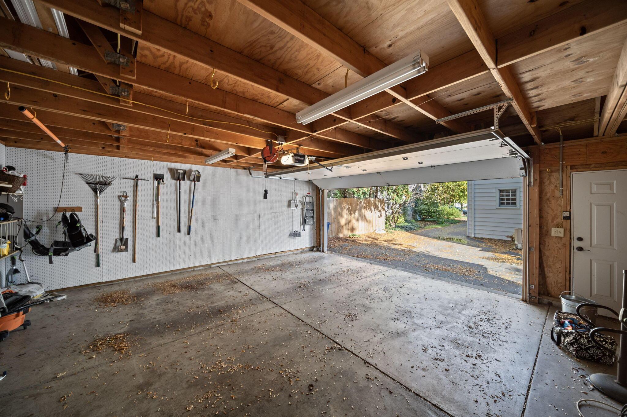 2593 Coventry Road Columbus, OH 43221 - Photo 87 of 107 98-web-or-mls-DSC08630