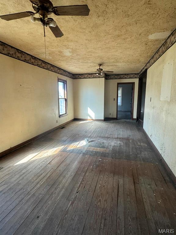 201 Pine Street Cooter, MO 63839 - Photo 8 of 21