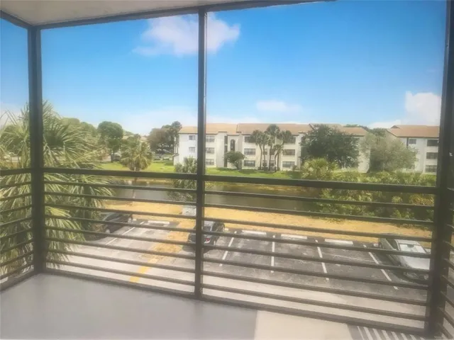 $2,050 | 3710 North Pine Island Road, Unit 315, Sunrise, FL 33351