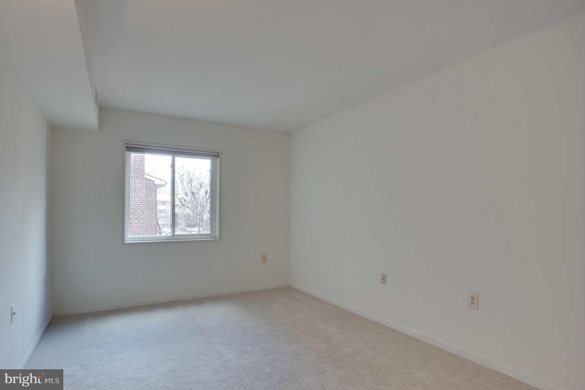 1552 Northgate Square, Unit 22B Reston, VA 20190 - Photo 15 of 21 Bedroom