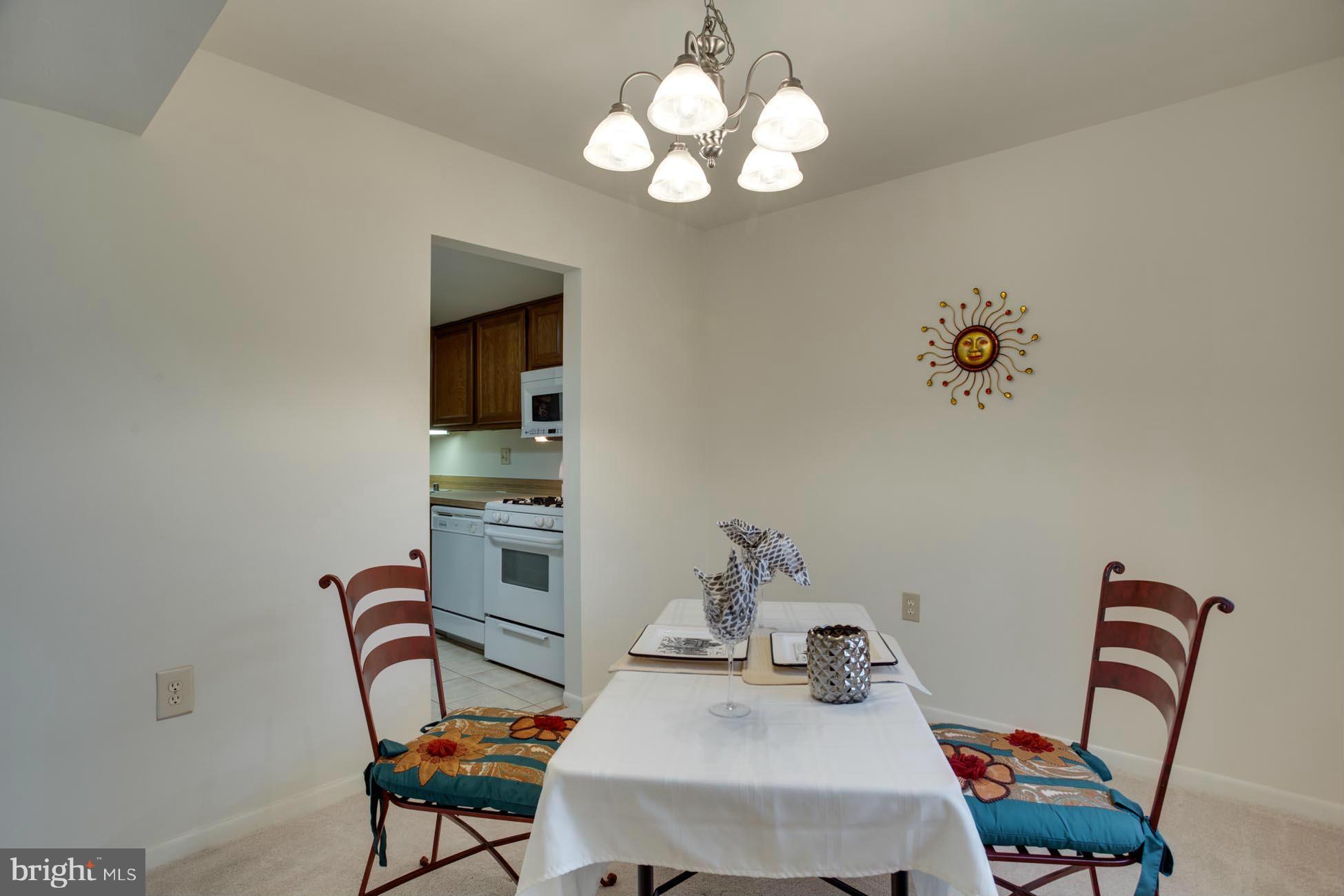 1552 Northgate Square, Unit 22B Reston, VA 20190 - Photo 9 of 21 Dining Room