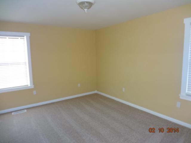 709 Cemetery Road Oliver Springs, TN 37840 - Photo 6 of 12 DSC04430