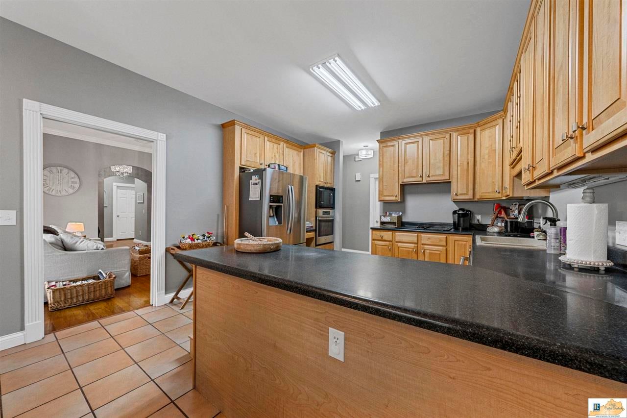327 Autumn Ridge Road Glasgow, KY 42141 - Photo 13 of 25 Gallery Image 13