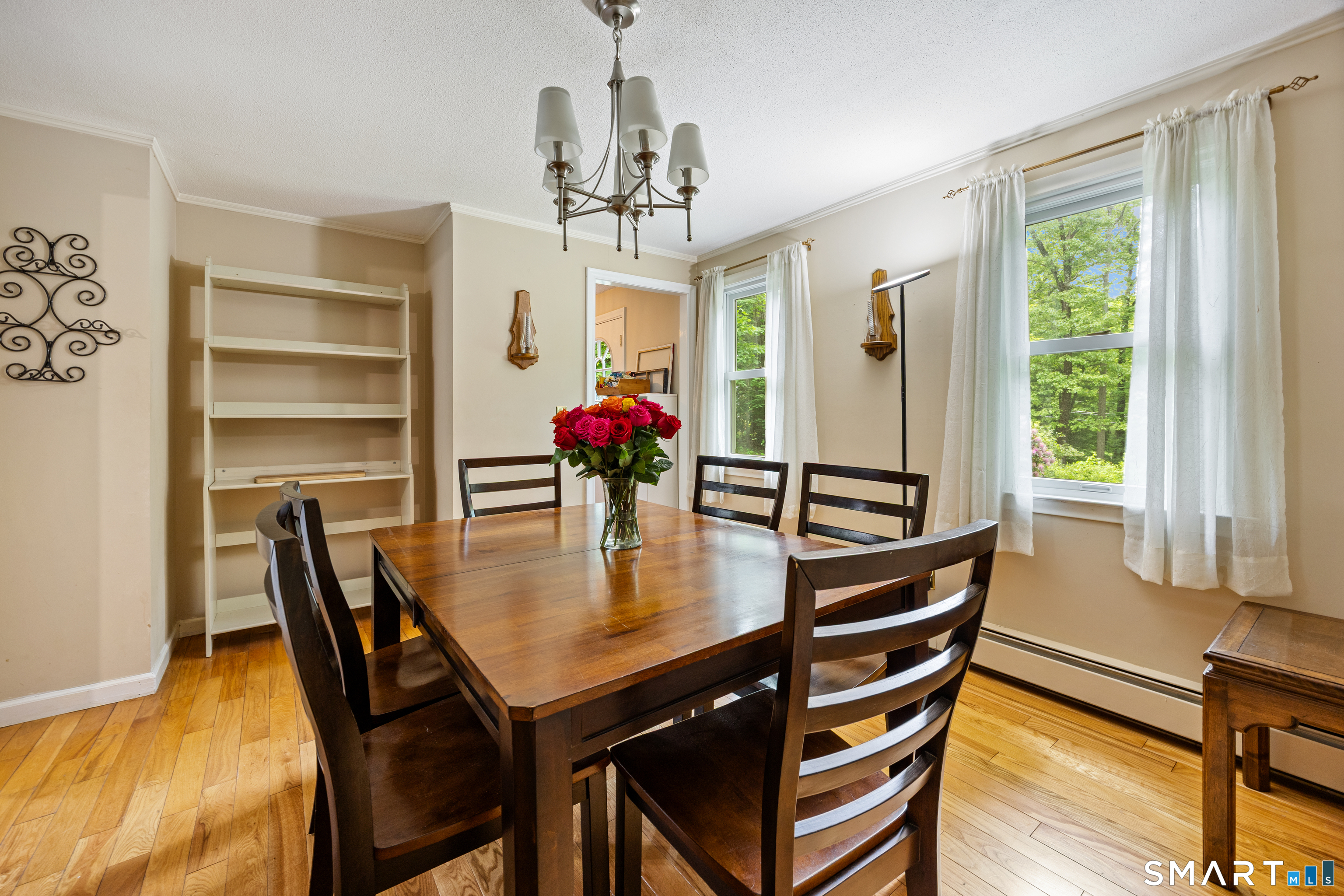825 Neipsic Road Glastonbury, CT 06033 - Photo 9 of 40