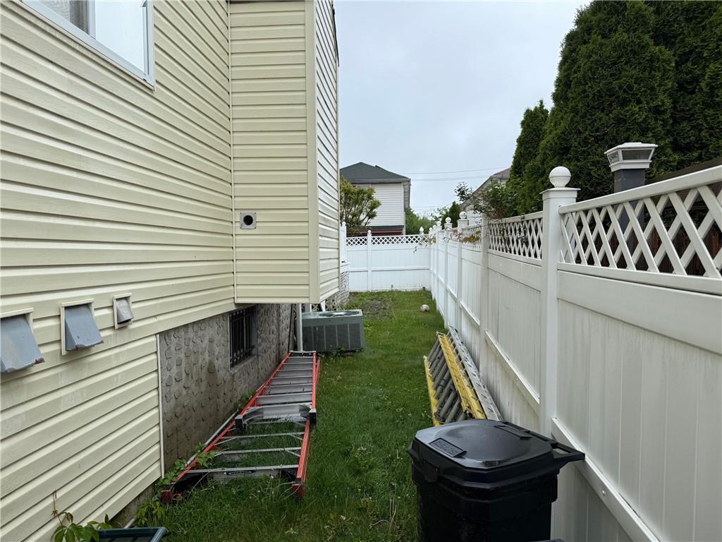 7 Georgetown Lane Brooklyn, NY 11234 - Photo 28 of 32 a balcony with view of outdoor space