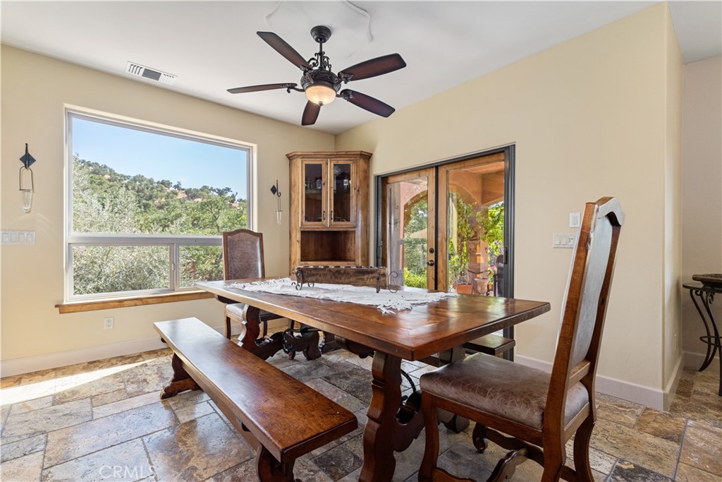 9942 Sunfish Circle Paso Robles, CA 93446 - Photo 16 of 75