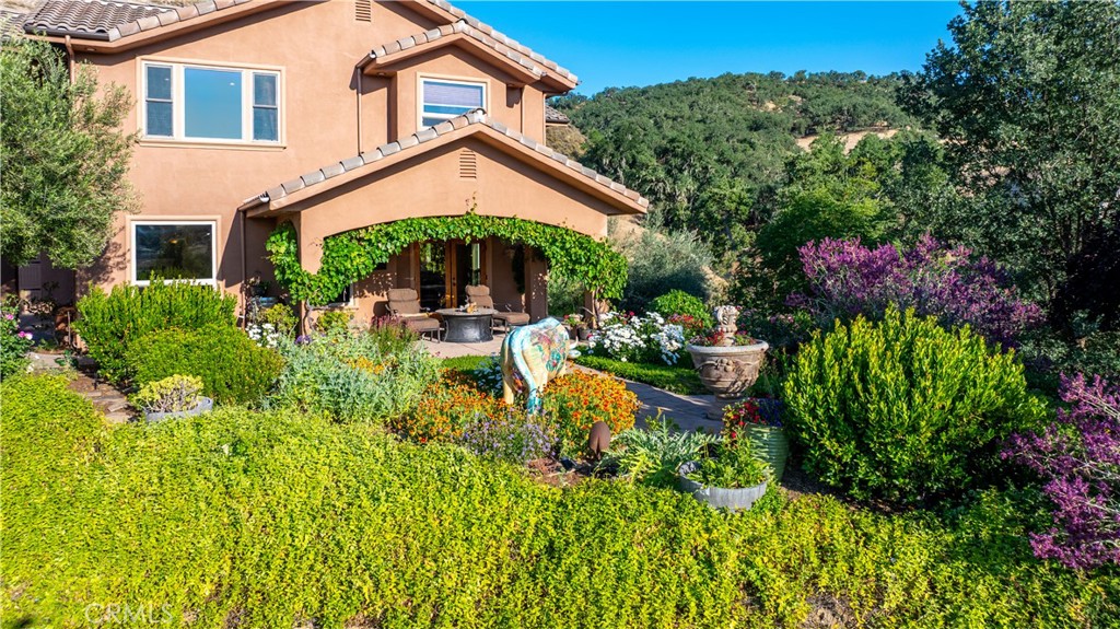 9942 Sunfish Circle Paso Robles, CA 93446 - Photo 3 of 75