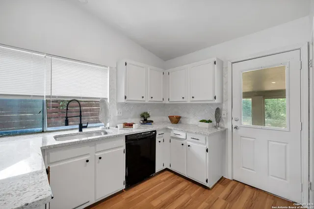 $259,999 | 7637 Antique Oak Street, Live Oak, TX 78233