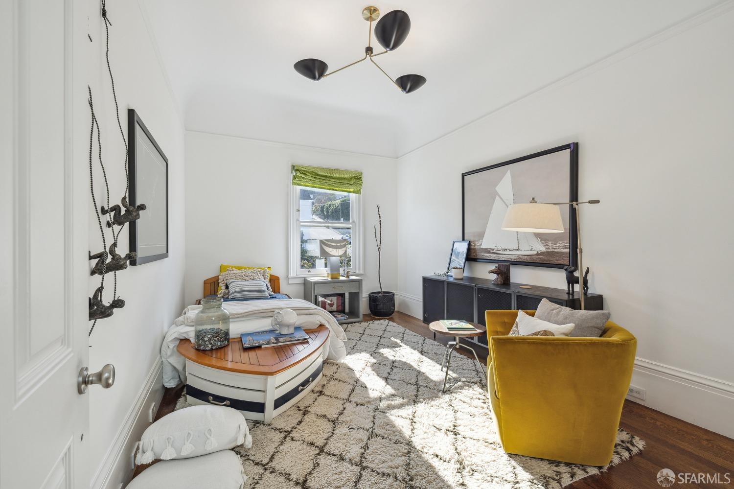 2480 Broadway San Francisco, CA 94115 - Photo 41 of 70 a living room with furniture and a large window