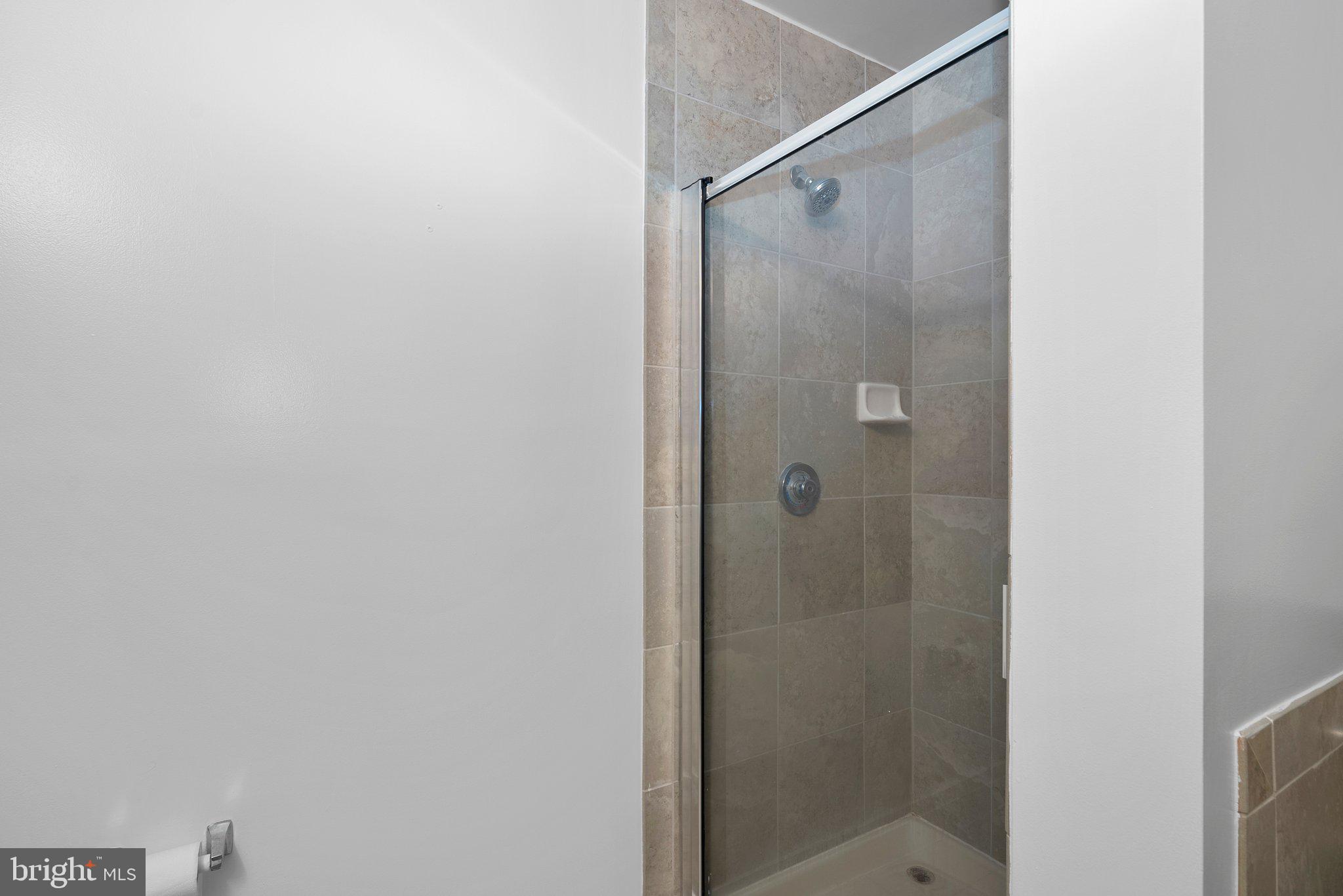 2020 12th Street Northwest, Unit 108 Washington, DC 20009 - Photo 21 of 35 Primary bath