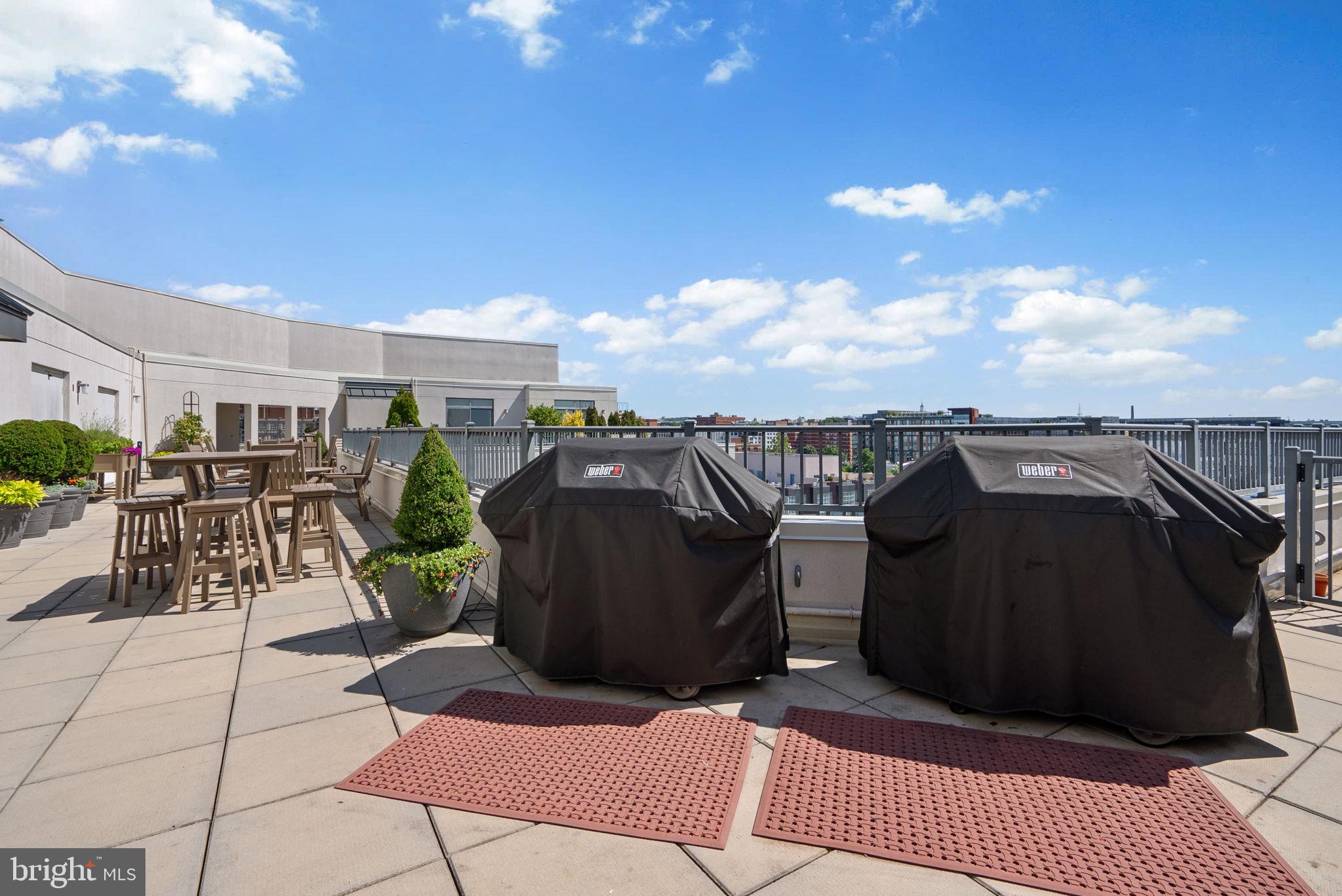 2020 12th Street Northwest, Unit 108 Washington, DC 20009 - Photo 29 of 35 Grills