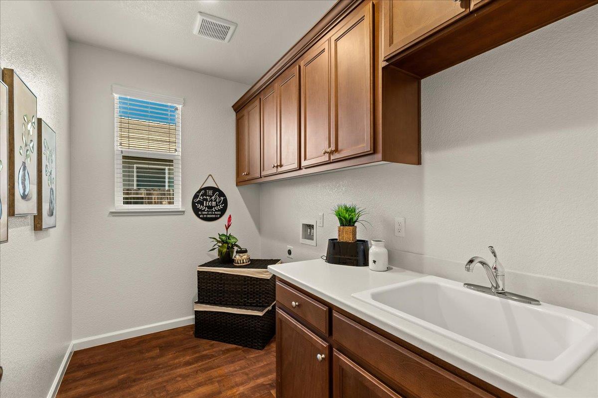 6528 Cervi Road Riverbank, CA 95367 - Photo 11 of 47
