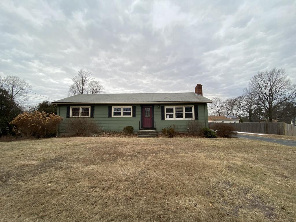 41 Woodruff Road Clinton, MA 01510 - Photo 1 of 27 Gallery Image 1