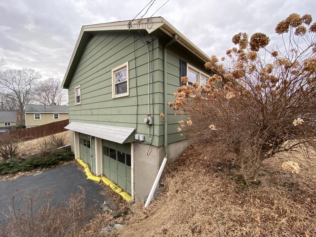 41 Woodruff Road Clinton, MA 01510 - Photo 8 of 27 Gallery Image 8