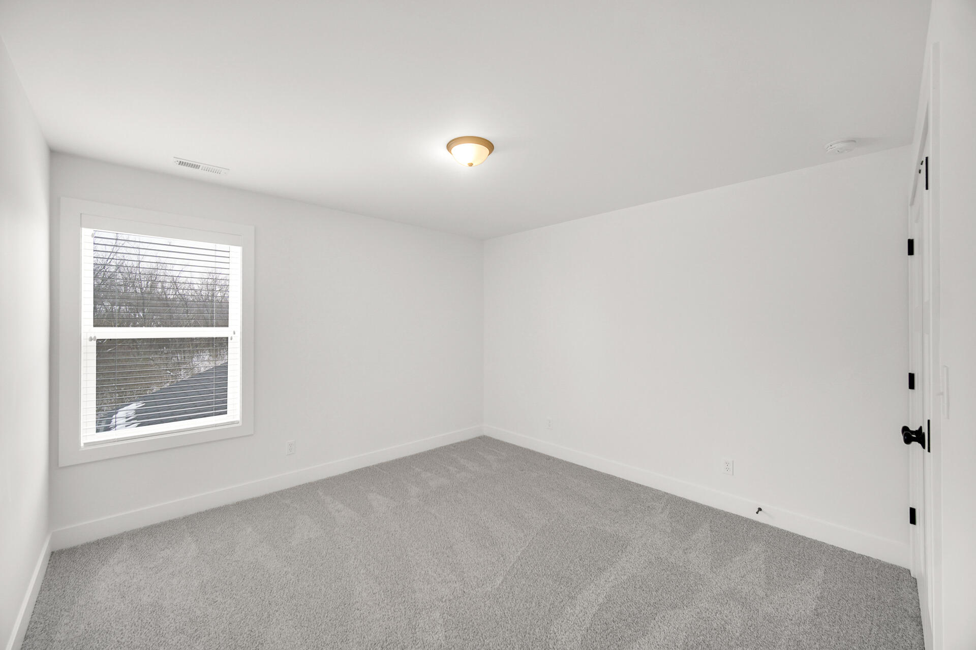 1079 Kleven Lane Crown Point, IN 46307 - Photo 28 of 37 an empty room with a window
