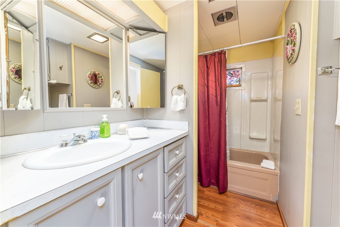 680 Golf Course Road Chelan, WA 98816 - Photo 19 of 40 Gallery Image 19