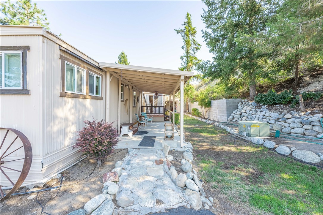 680 Golf Course Road Chelan, WA 98816 - Photo 24 of 40 Gallery Image 24