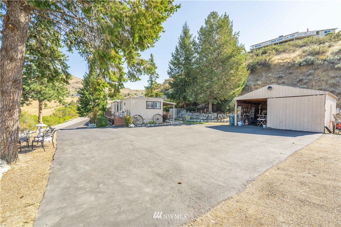 680 Golf Course Road Chelan, WA 98816 - Photo 32 of 40 Gallery Image 32