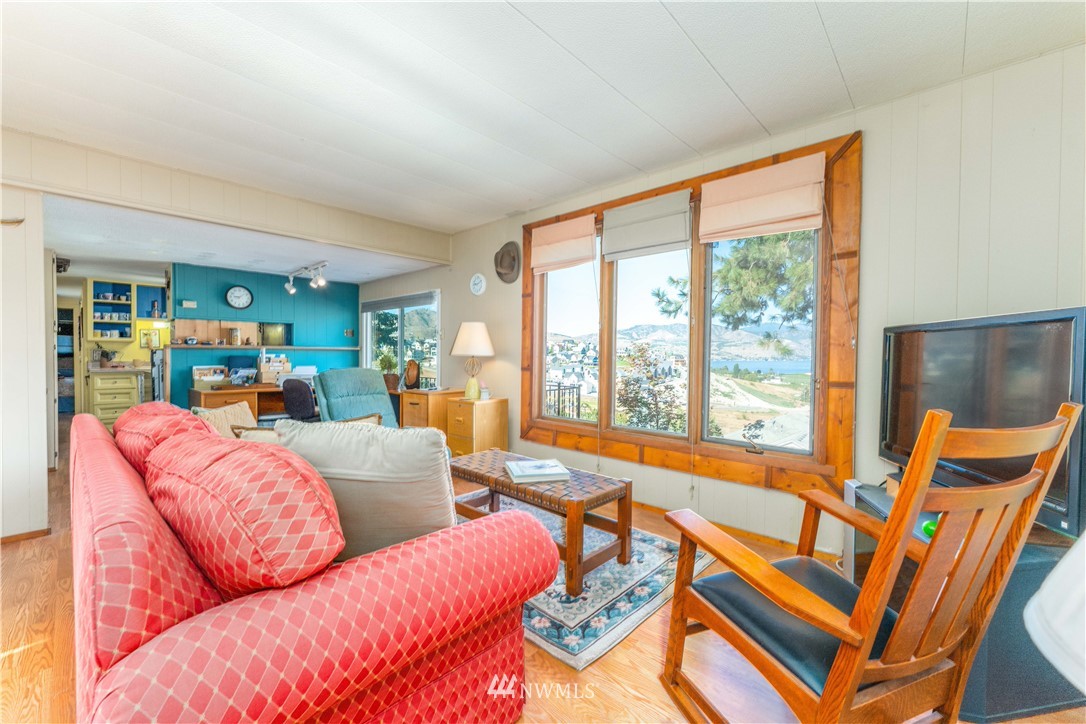 680 Golf Course Road Chelan, WA 98816 - Photo 8 of 40 Gallery Image 8