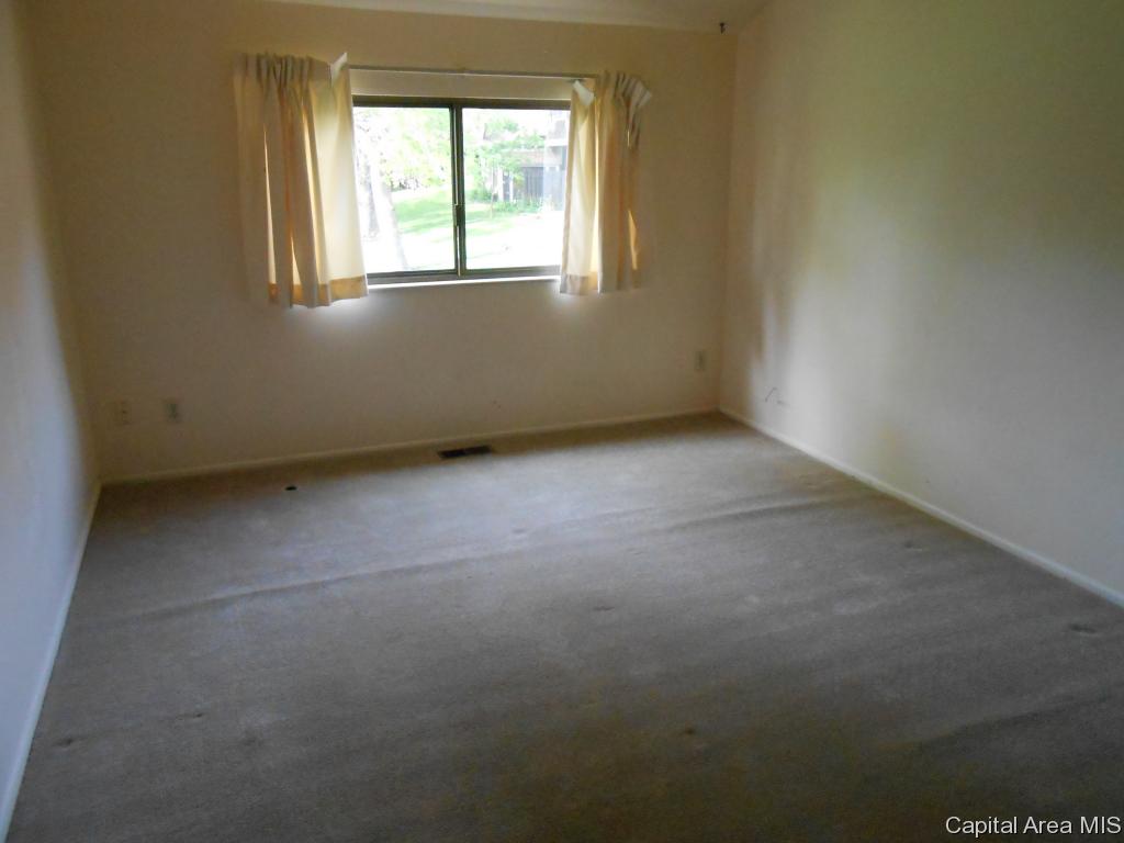 58 Trailridge Lane Springfield, IL 62704 - Photo 14 of 29 Gallery Image 14