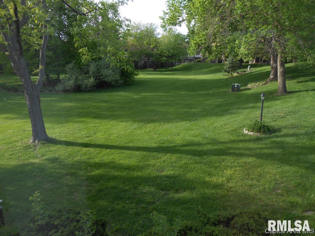 58 Trailridge Lane Springfield, IL 62704 - Photo 23 of 29 Gallery Image 23