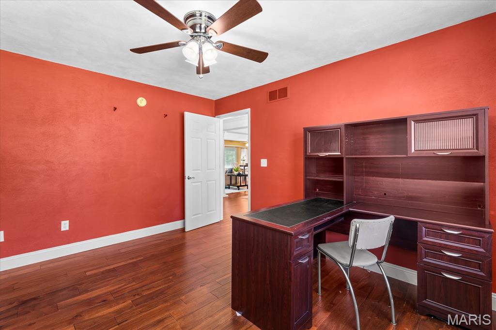 12532 Tree Line Drive Highland, IL 62249 - Photo 29 of 64 Gallery Image 29