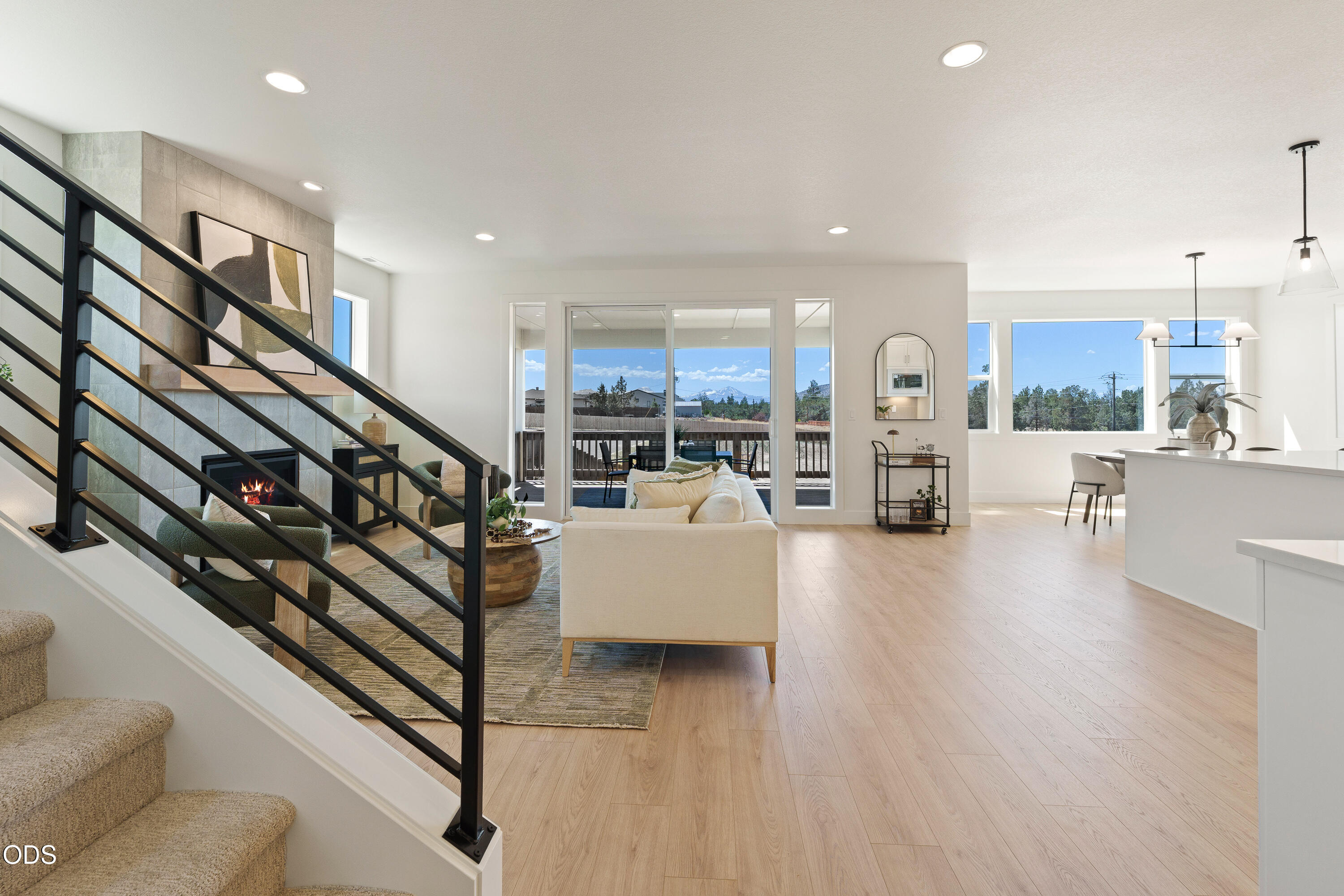2251 Southwest 43rd Street, Unit 29 Redmond, OR 97756 - Photo 11 of 51