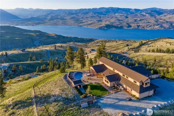 $1,995,000 | 300 Hawks Ridge Road, Chelan, WA 98816