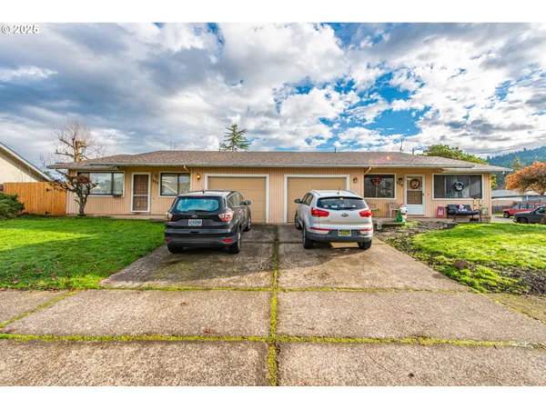 $435,000 | 353 71st Street, Springfield, OR 97478