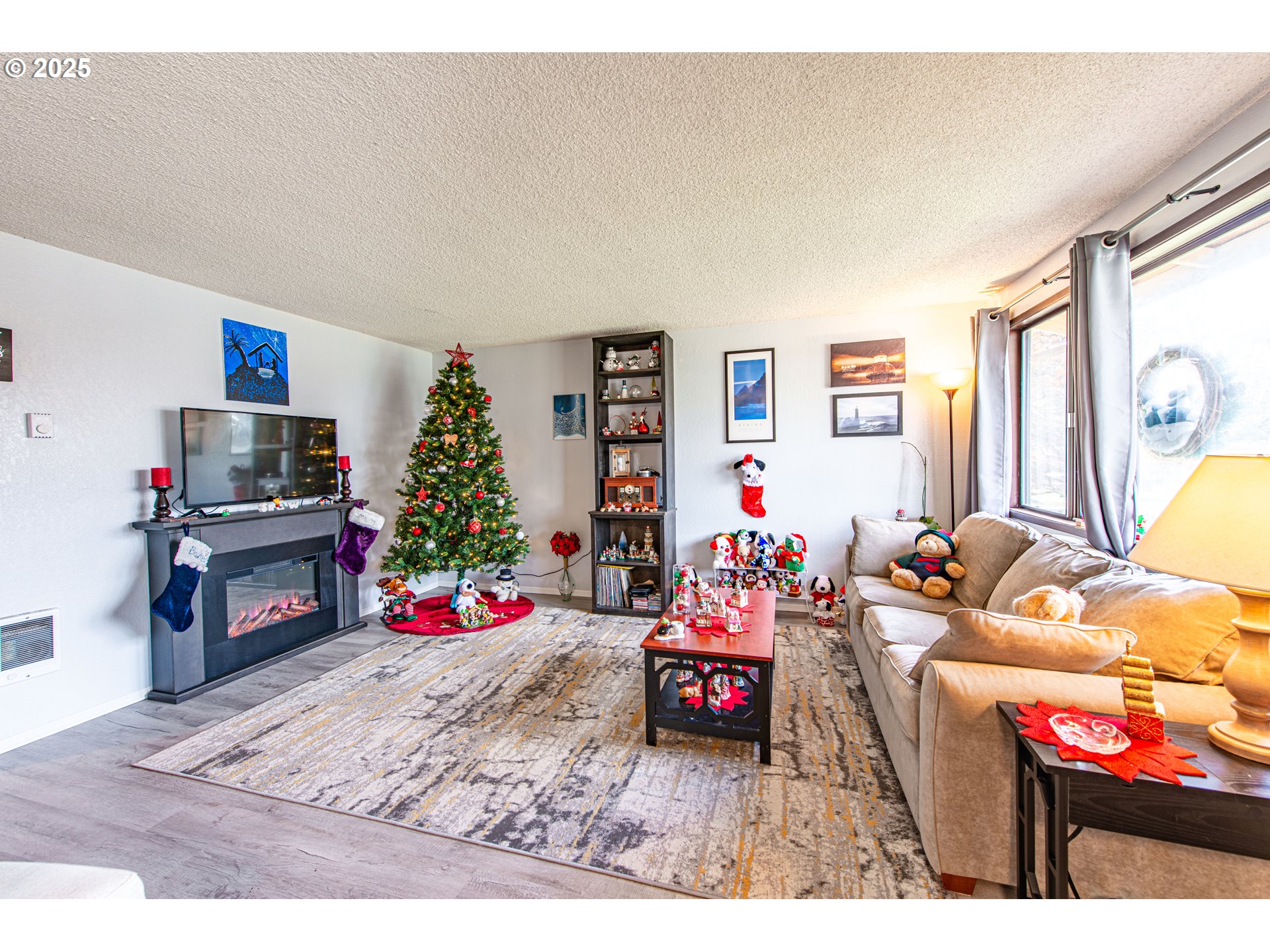 353 71st Street Springfield, OR 97478 - Photo 5 of 23 Gallery Image 5