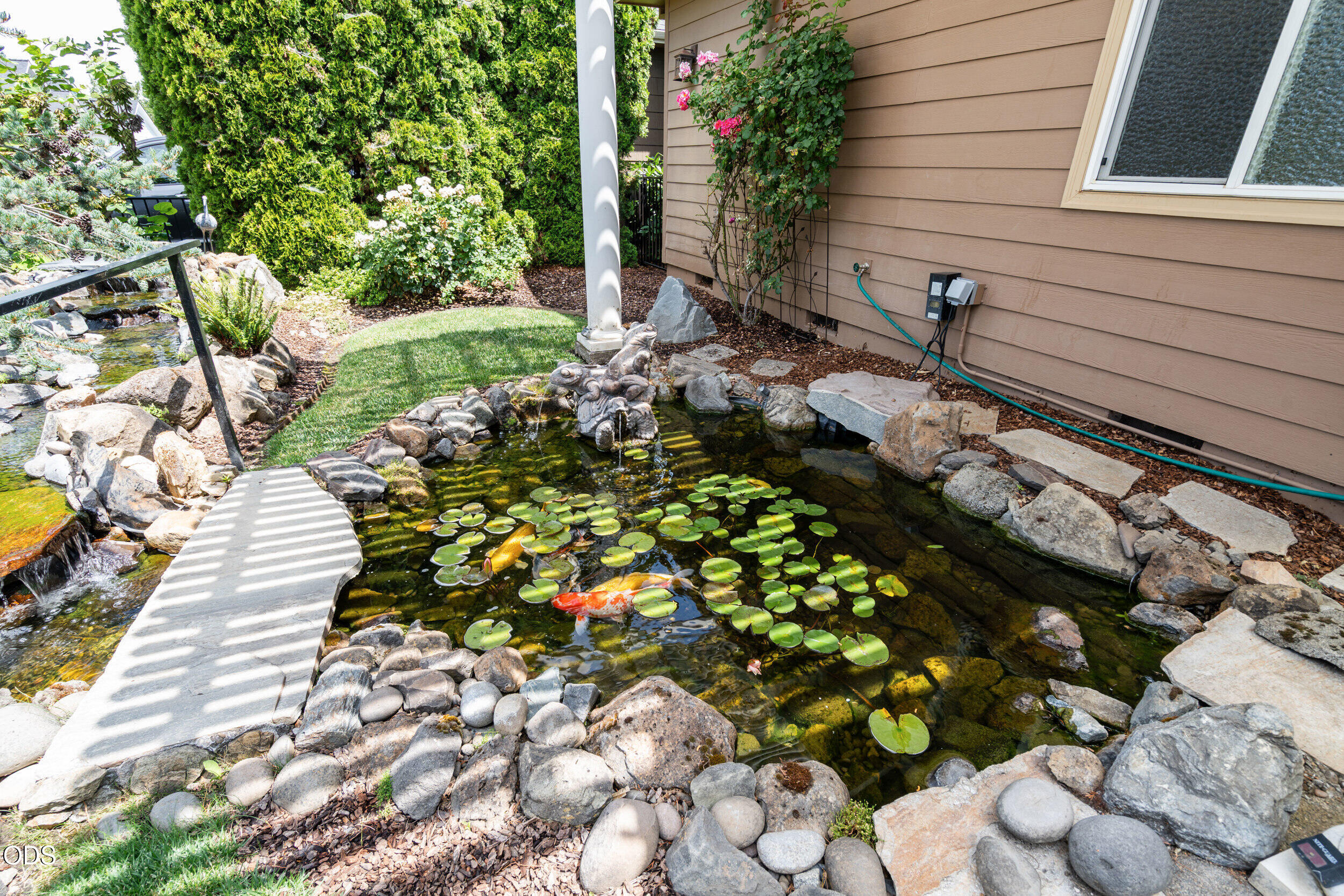 935 Sandoz Street Central Point, OR 97502 - Photo 28 of 36