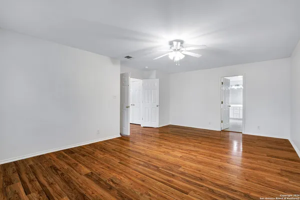 $2,195 | 13738 Riverbank Pass, Helotes, TX 78023