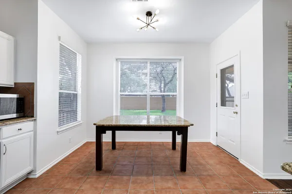 $2,195 | 13738 Riverbank Pass, Helotes, TX 78023