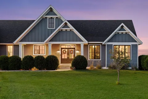 $1,450,000 | 8182 Waterset Circle, Mound, MN 55364