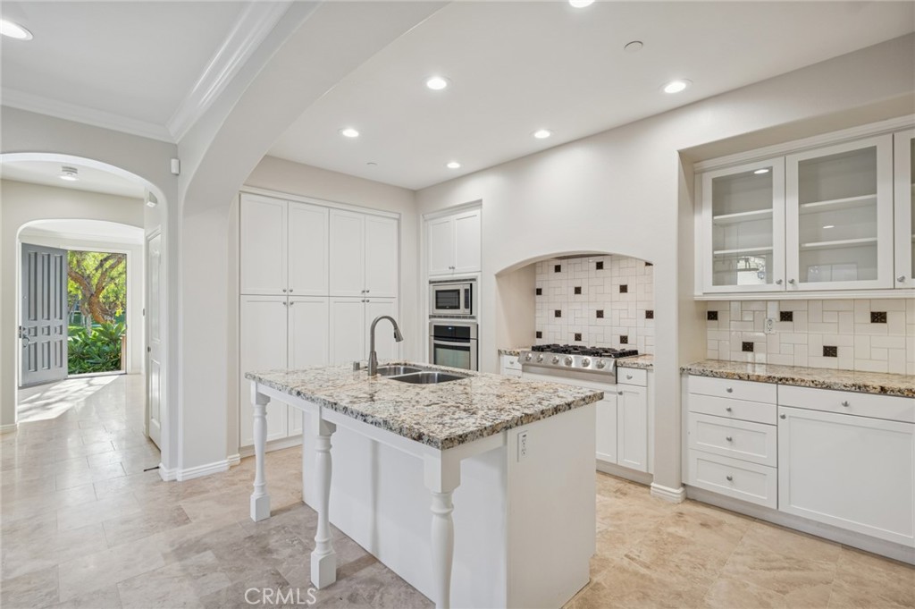 22 Ridge Valley Irvine, CA 92618 - Photo 11 of 30 Open Kitchen