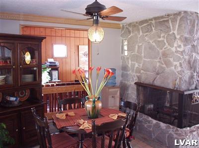 4255 Scheidys Road Whitehall, PA 18052 - Photo 5 of 11 Dining room
