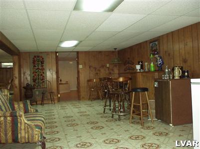 4255 Scheidys Road Whitehall, PA 18052 - Photo 7 of 11 Bar area