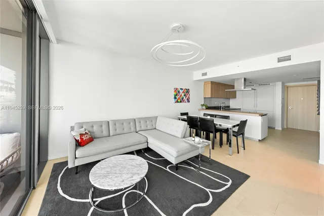 $4,950 | 1000 Brickell Plaza, Unit 4304, Miami, FL 33131