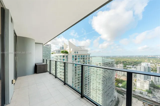 $4,950 | 1000 Brickell Plaza, Unit 4304, Miami, FL 33131