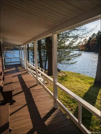 $1,189,000 | 238 Lake View Drive, Highland Lake, NY 12743