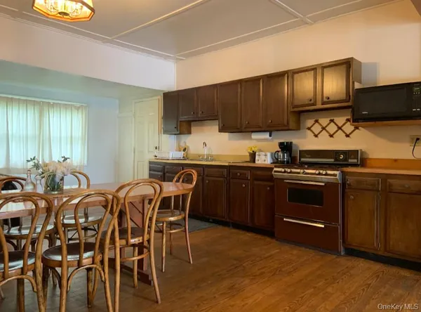 $1,189,000 | 238 Lake View Drive, Highland Lake, NY 12743