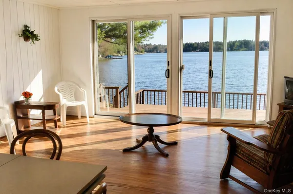 $1,189,000 | 238 Lake View Drive, Highland Lake, NY 12743