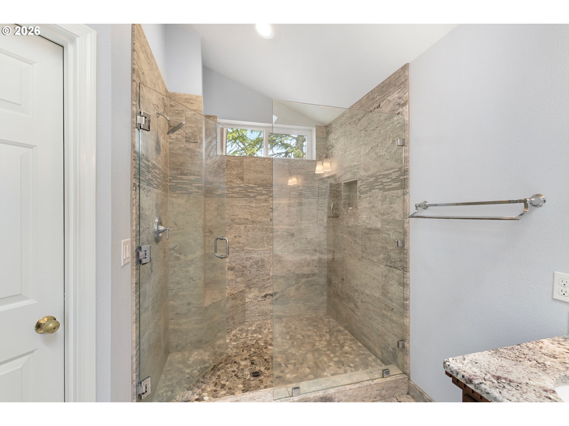 11200 Southwest Partridge Loop Beaverton, OR 97007 - Photo 25 of 47