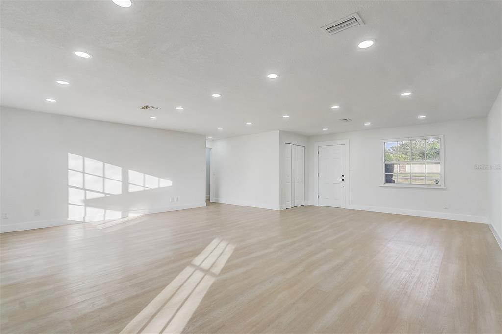 1080 North Carpenter Road Titusville, FL 32796 - Photo 5 of 26